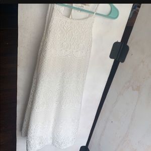 Women’s S/M white lace summer dress